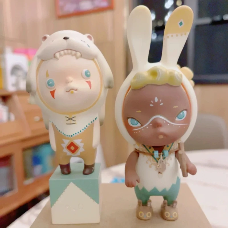 

Genuine Sooya Chief Mori Christmas Candy Mini Ban Figure Snow Ban Rabbit Boo Bunny Emo Designer Art Collection Cute Decor Toys