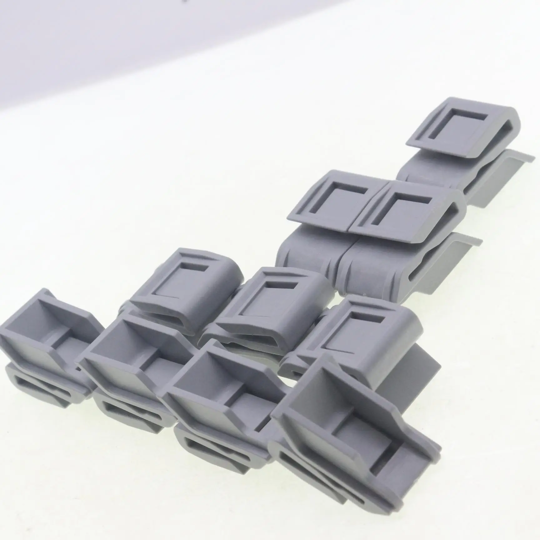 

10 Pcs Lock Moulding Clips Compatible With Nissan Rogue Sport 2017–2023 Rear Bumper Panel Fastener 85284-JD00A Nylon Retainer
