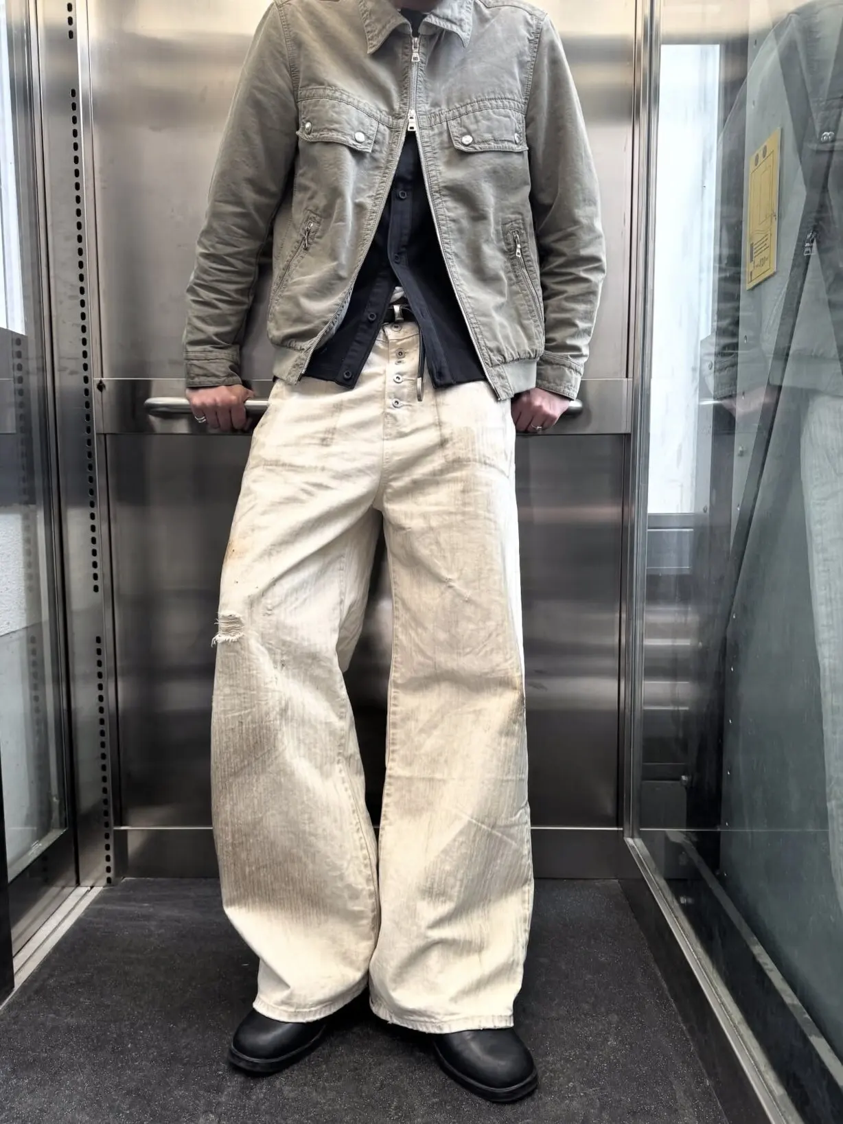 

No faith studios beige washed old mud dyed herringbone pattern five-button denim overalls