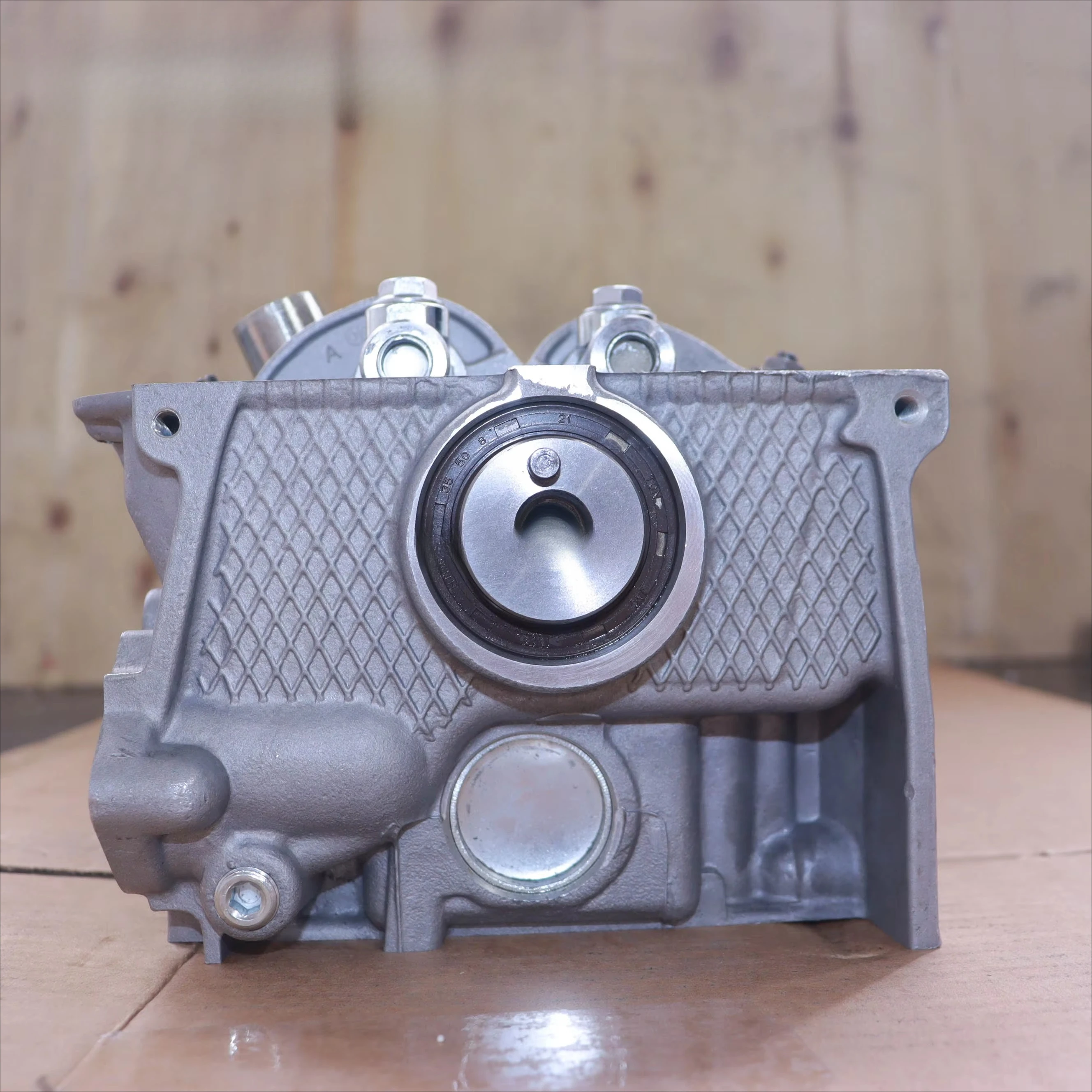 forExcellent Sealing Engine Cylinder Head Assy for Geely 4G18 CVVT DVVT Suitable for Emgrand EC7 Series Engine Spare Parts