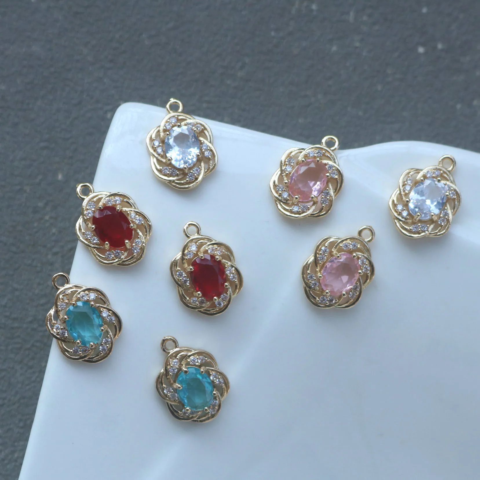 

20pcs/ Bag Fashionable copper micro inlaid zircon patterned oval pendant DIY handmade earrings necklace accessories