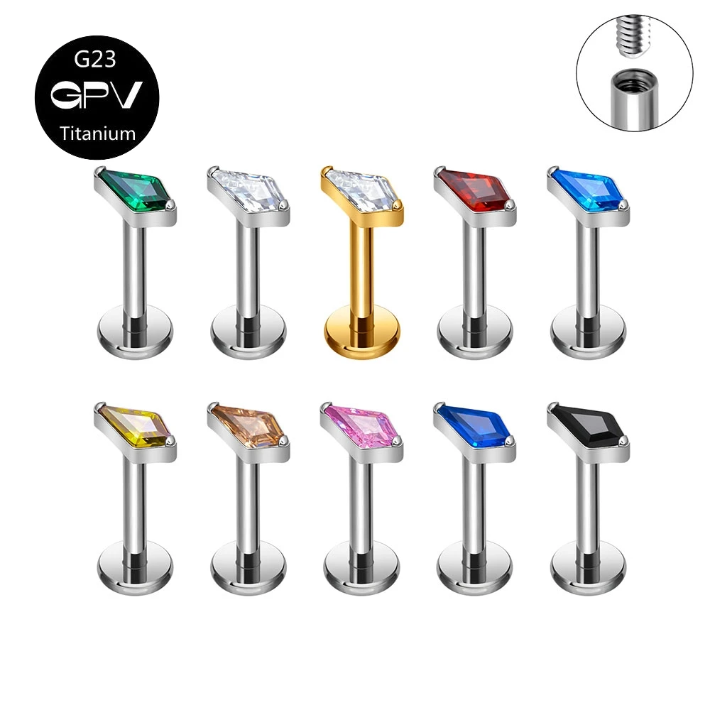 Classic Stud Titani…