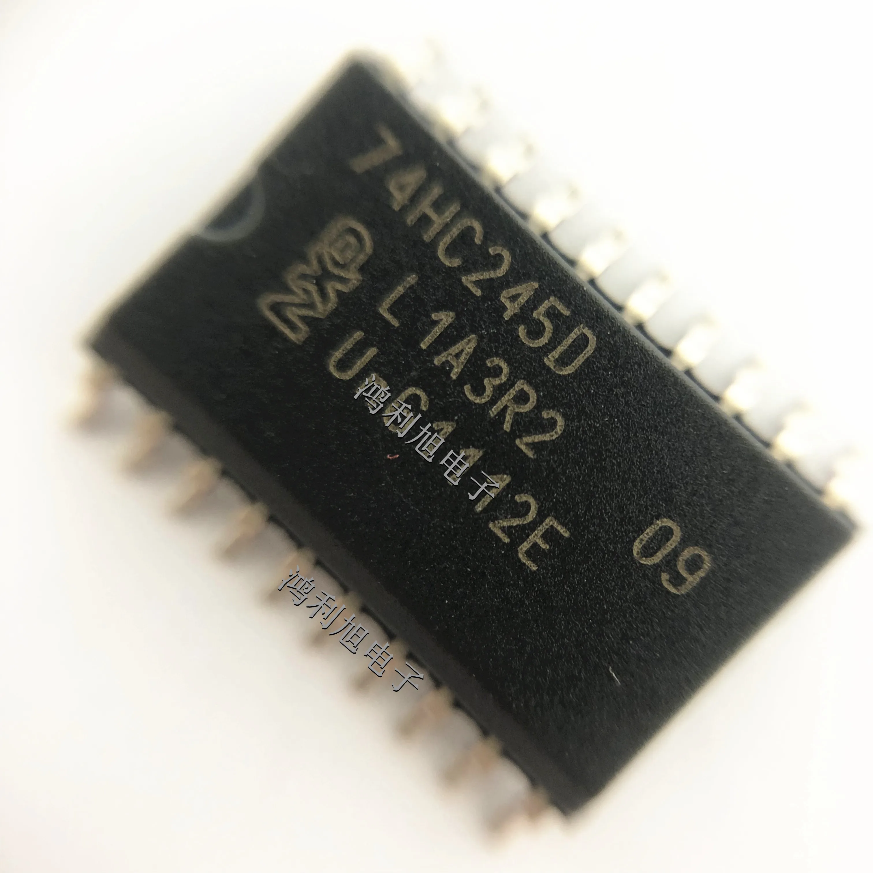 10PCS/Lot 74HC245D 74HC245D,653 Bus XCVR Single 8-CH 3-ST 20-Pin SO T/R
