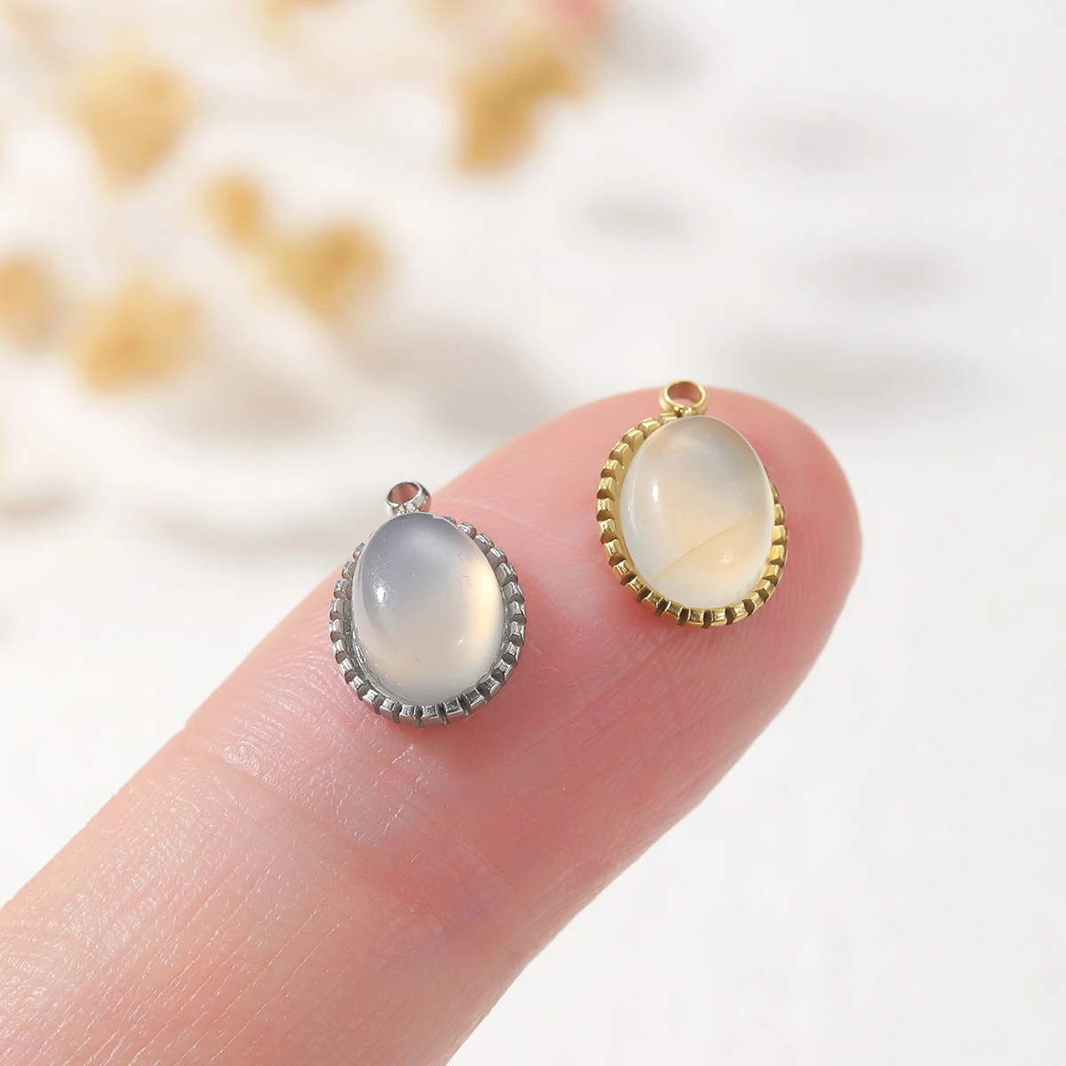 14K Gold Plated 304 Stainless Steel White Agate Oval Pendant Necklace Charm Eco Friendly Gemstone Jewelry Findings for Women