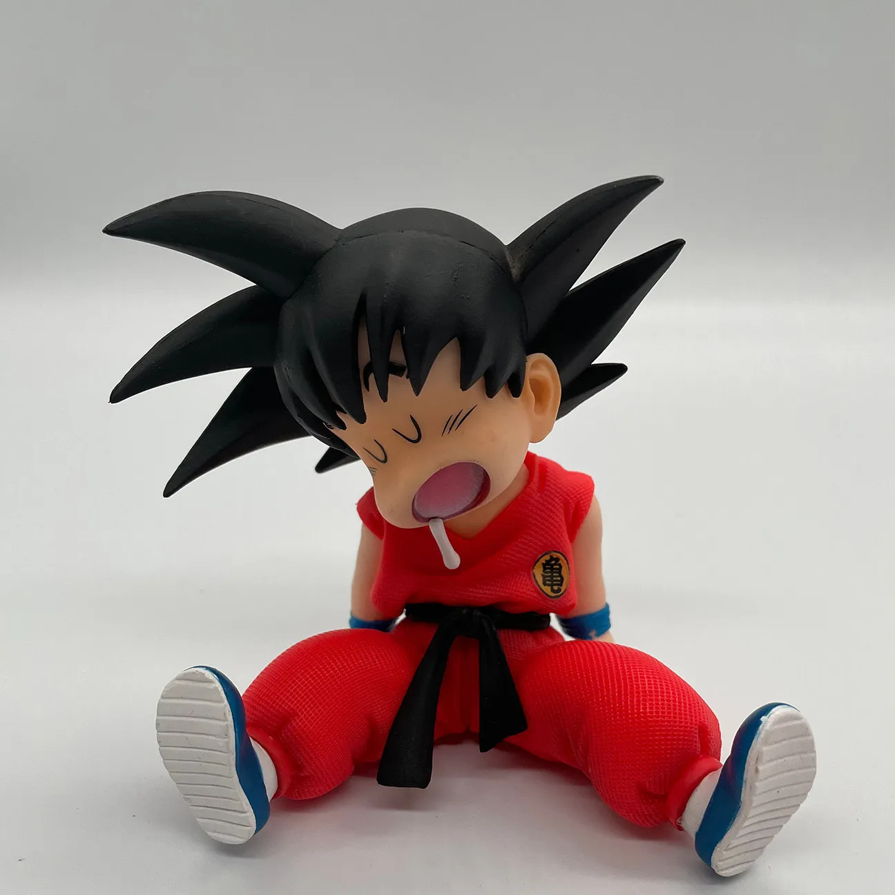 Dragon Ball Son Soku Anime Figure Sleepy Sitting Childhood Goku Model Toy Car Ornament Doll Action Figure Kids Toys Gift 10cm