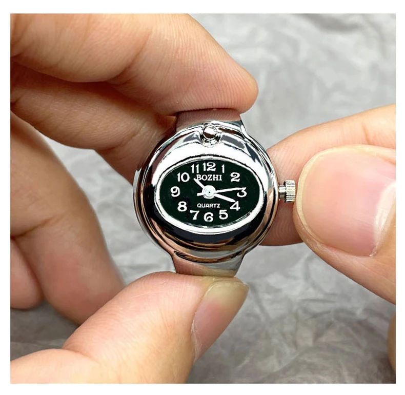 Orologio al quarzo da dito di lusso Mini piccolo cinturino elastico in lega orologi anelli femminili gioielli orologio uomo donna funzione anello orologio al quarzo