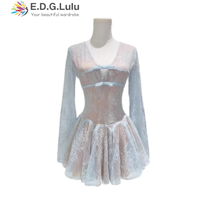 EDGLuLu セクシーな V ネックボウスプライス長袖ブルードレス女性レース中空刺繍花ミニパーティードレス 0929