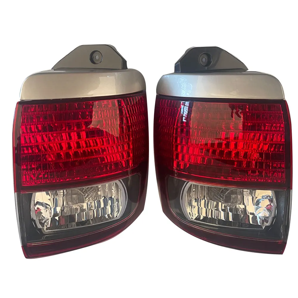 Car Tail Light For Toyota Hiace Regius Touring Rear Lamp Rch47 1999 2000 2001 2002 2Pcs