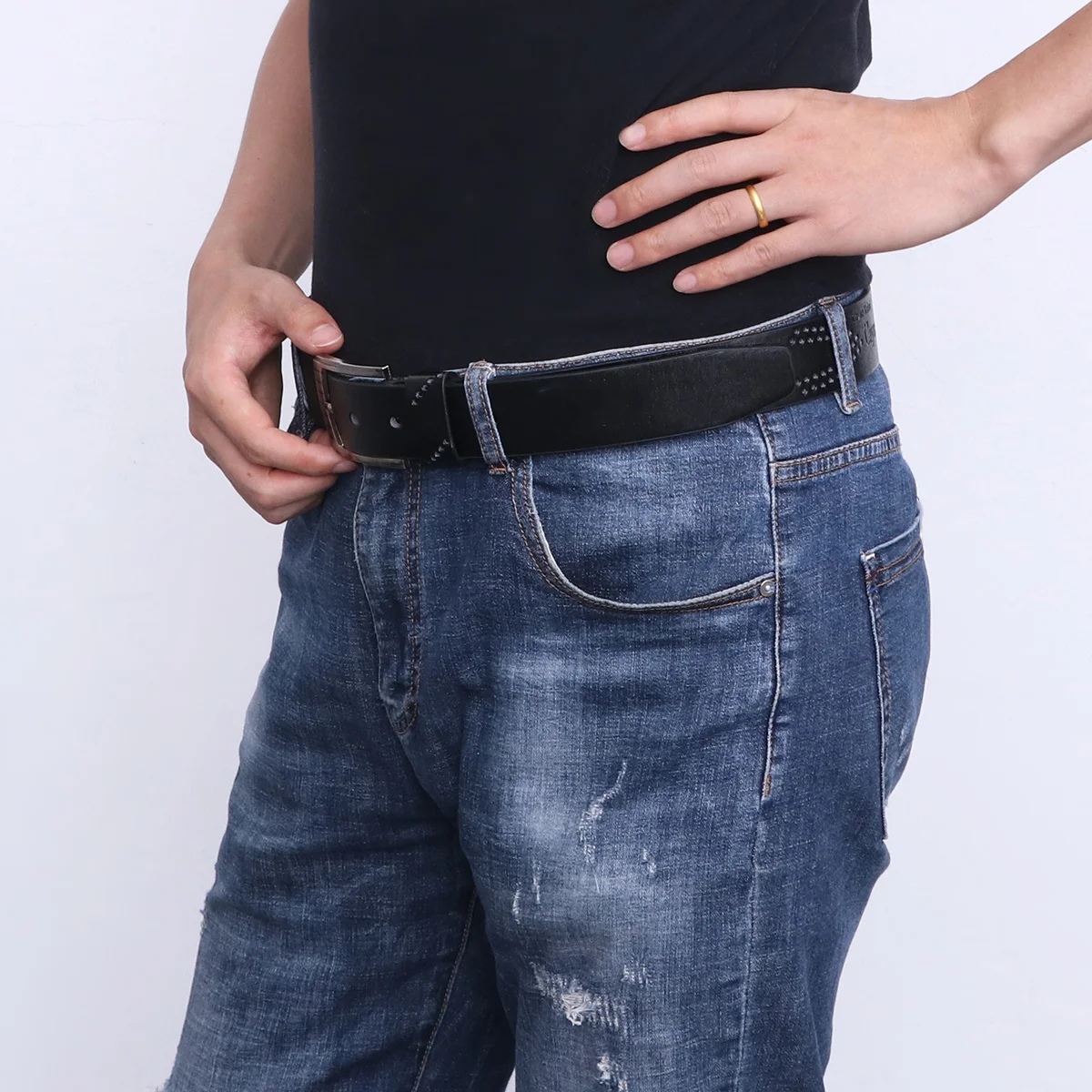 

Men PU Belt Retro Hollow Out Strap Vintage Adjustable Pin Buckle Classic for Jeans Pants Black Belt