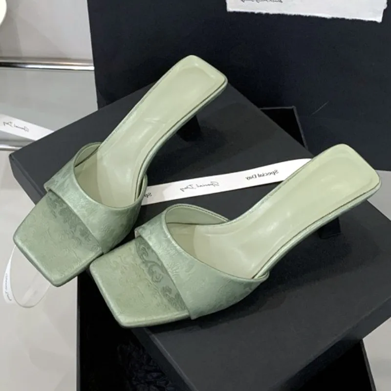 صنادل نسائية حريرية عالية الجودة بمقدمة مربعة الشكل، صنادل كعب رفيعة ضحلة أنيقة ومريحة، أحذية رسمية من العلامة التجارية #1