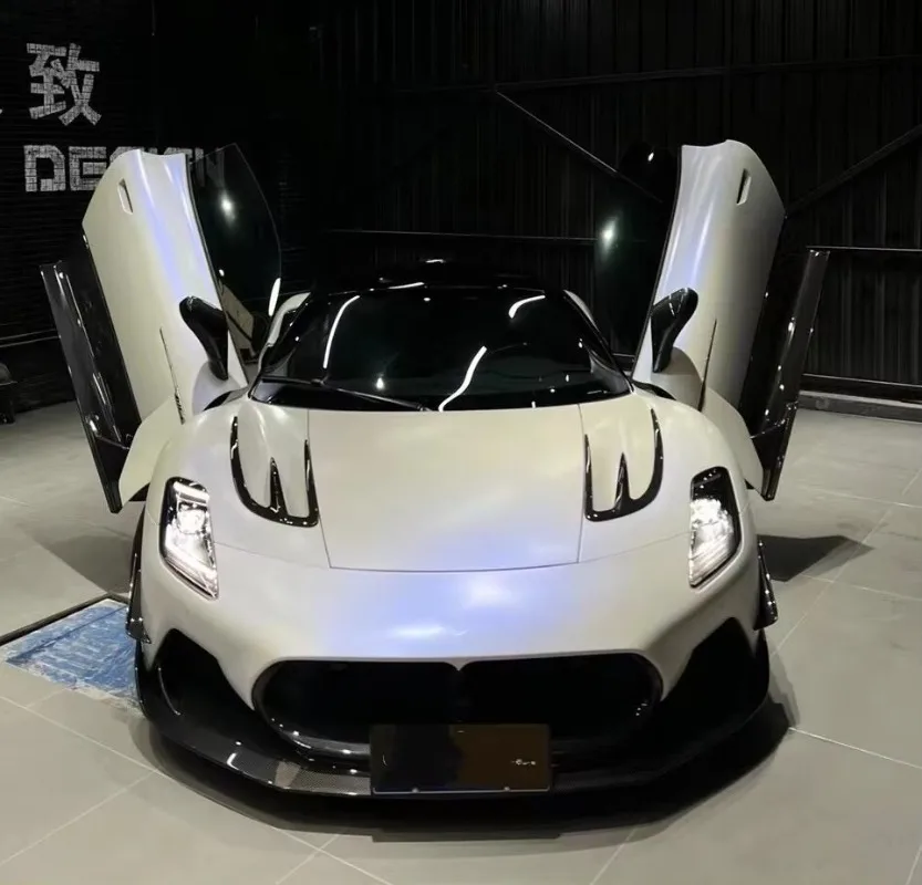 High-Quality Dry Carbon Fiber Body Kit for Mc20 Upgrade SD Style  Front Lip Skirt Rear Diffuser Spoiler BodyKit