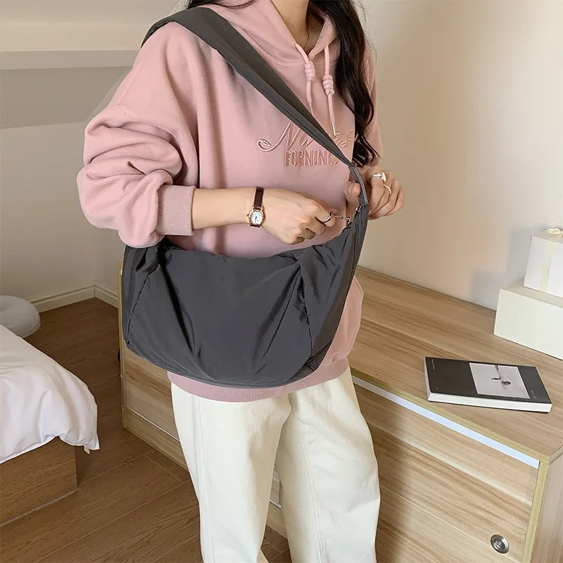 Crossbody bag for women 2026 autumn and winter collection large capacity dumpling bag simple and versatile single shoulder