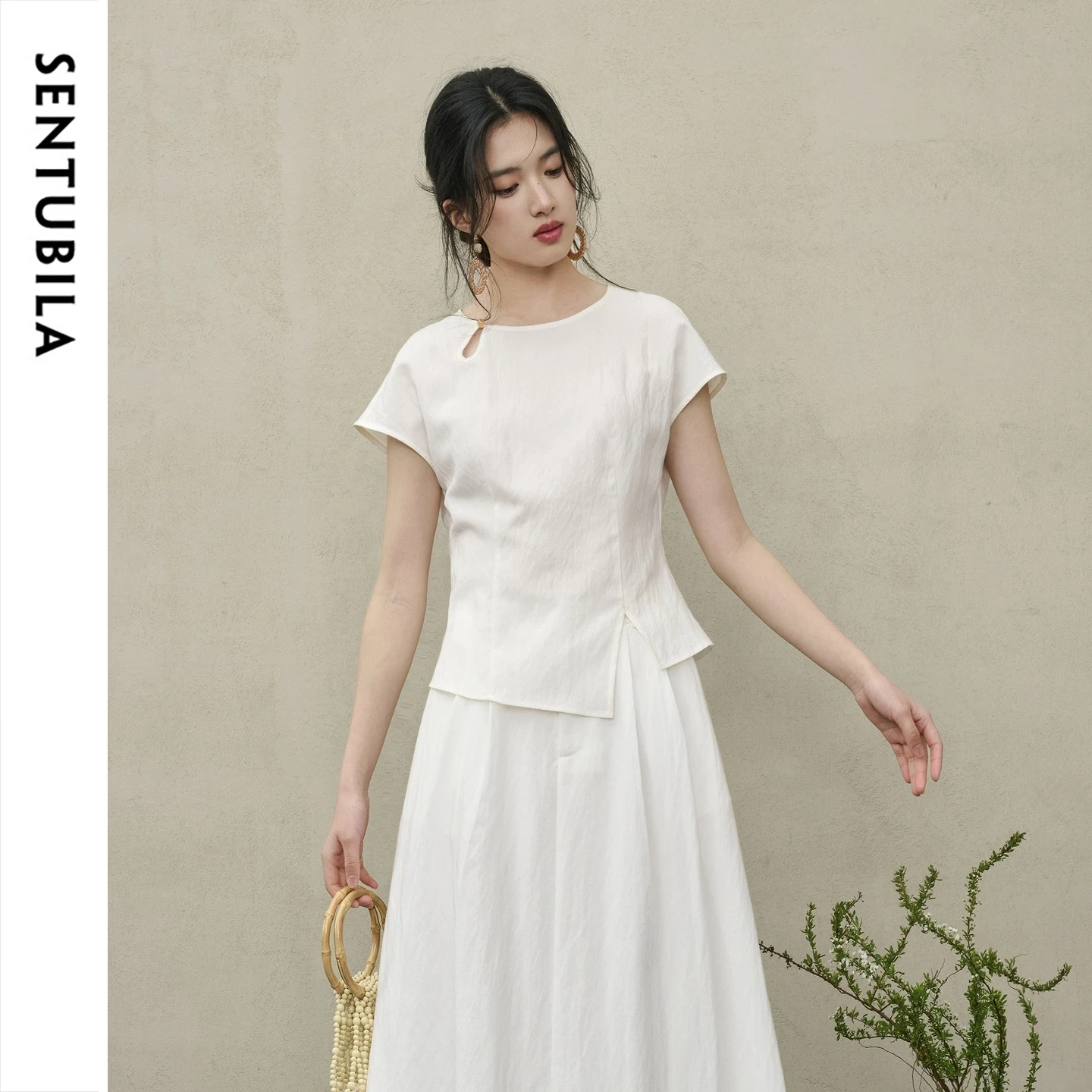 SENTUBILA Women Summer White Blouse 2026 Ladies Elegant Fashion Lyocell Blend Hollow Bead Buckle Short Sleeve Tops 162VG6426