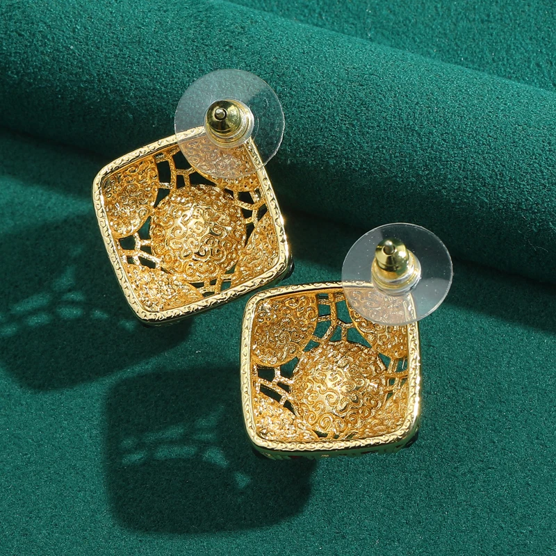 Vintage Green Glass Luxury Square Earring Stud For Woman Accessories Hollow Enamel Jewelry Designers Wedding Christmas 2025 New