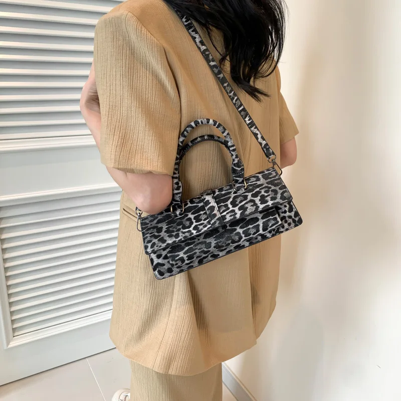 French Style Hand Bag For Women New Brown Black Leopard Handbag Clutch Bag Female Vintage PU Leather Crossbody Bags Wholesale