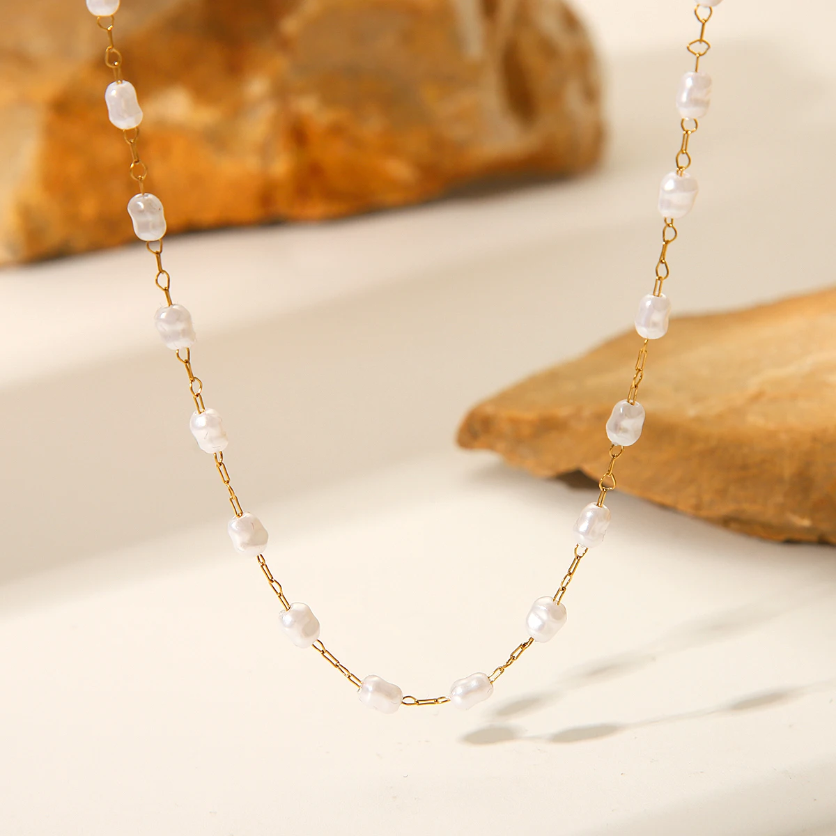 

Huangchao Stainless Steel Temperament Pearl Chain Choker Necklace for Women Waterproof Collar Jewelry Bijoux Gifts