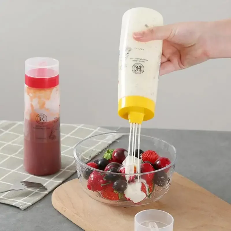 Botella de salsa de 4 agujeros, resina segura para salsa de tomate, mayonesa, botella de condimento de plástico, engrasador, Crut con tapa, botella de salsa exprimible de 300ml