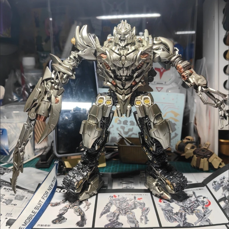 Robot transformador tanque SS13 de 7,8 ''/20 cm, figura de acción Wei para niños, coleccionar juguetes y ocio, juguetes para niños, vacaciones, regalos de cumpleaños