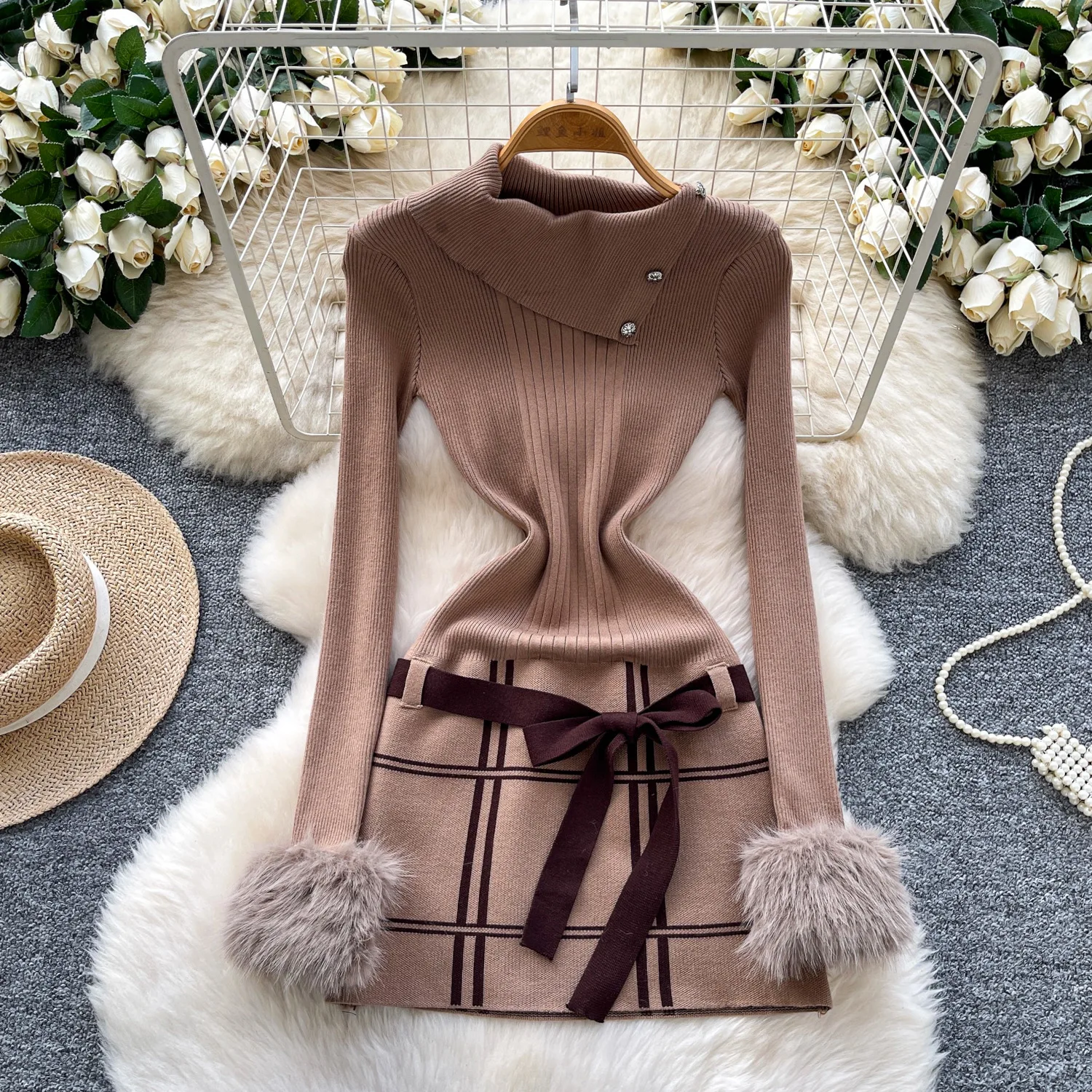 

Knitted Dresses Women Solid Dress Bodycon Lace Up Diagonal Collar Fur Long Sleeves Cinched Empire Waist Slim 2025 Autumn Winter