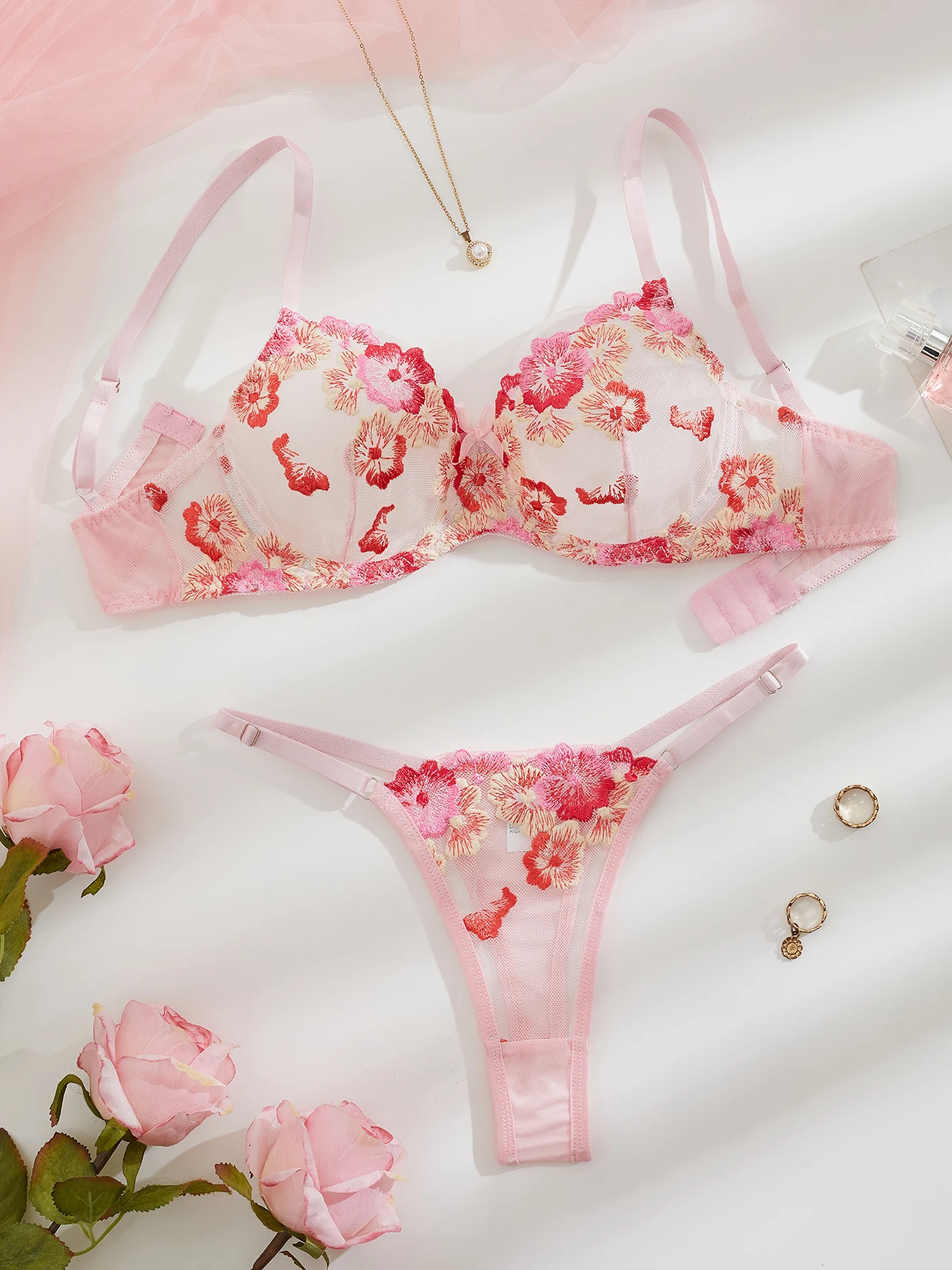 عيد الحب طبعة محدودة ساكورا المطرزة الدانتيل مجموعة الحميمة مثير انظر من خلال الفرنسية Bralette للملابس الداخلية الحلوة للتاريخ