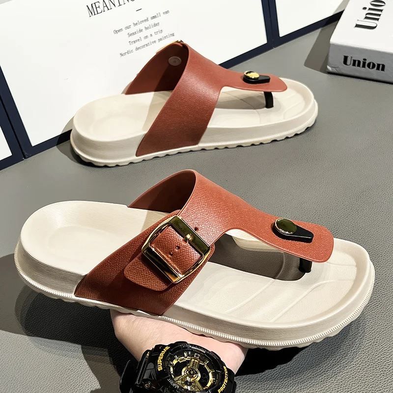 Summer Sandals 2026 New Outer Wear Flip-Flops Convenient Buckle Soft Sole Non-Slip Wear-Resistant Simple Beach Shoes