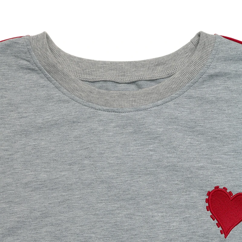 سويت شيرت نسائي رمادي للخريف والشتاء مع طباعة قلب أحمر وحواف متباينة - بلوزة كاجوال بأكمام طويلة للإناث #4