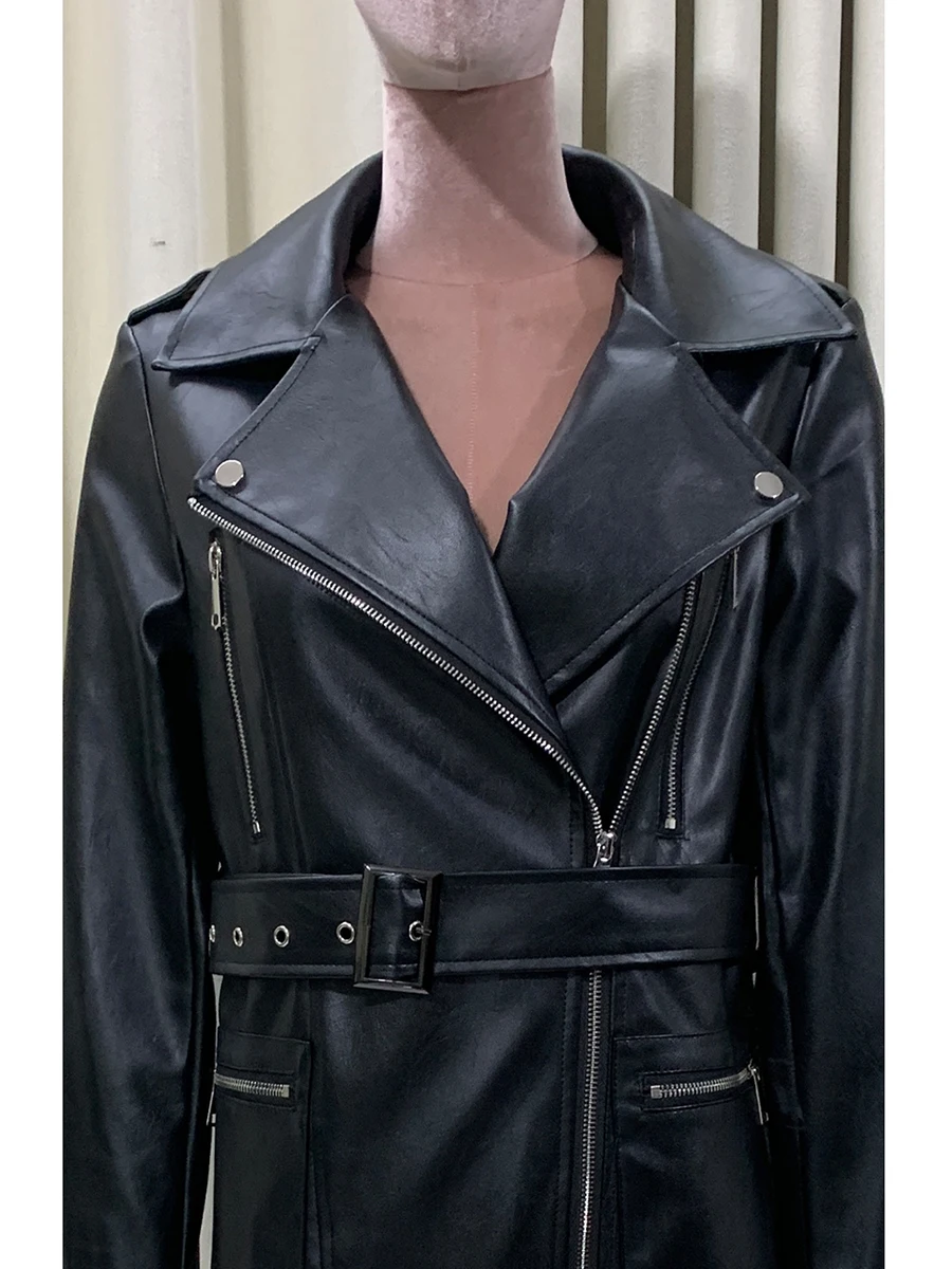 Mauroicardi Frühling Herbst Ausgestattet Lange Schwarz Pu Leder Moto Biker Jacke Frauen Gürtel Zipper Langarm Luxus Kleidung Mantel 2025