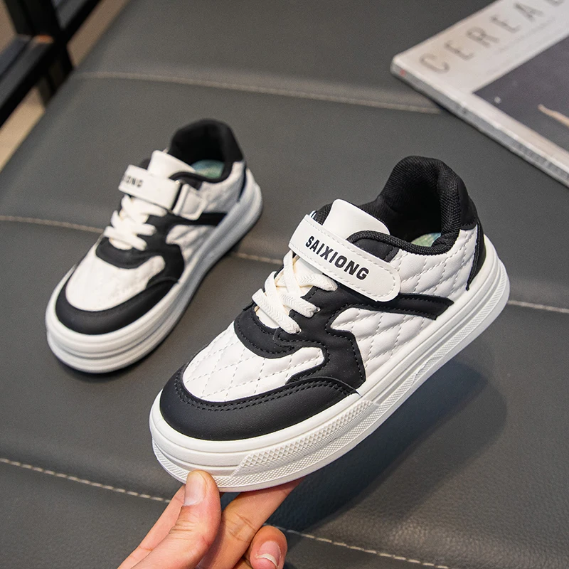 

Новинка 2023 года, детские кроссовки для бега для мальчиков и девочек, модели модных универсальных детских одинарных туфель Детская Обувь