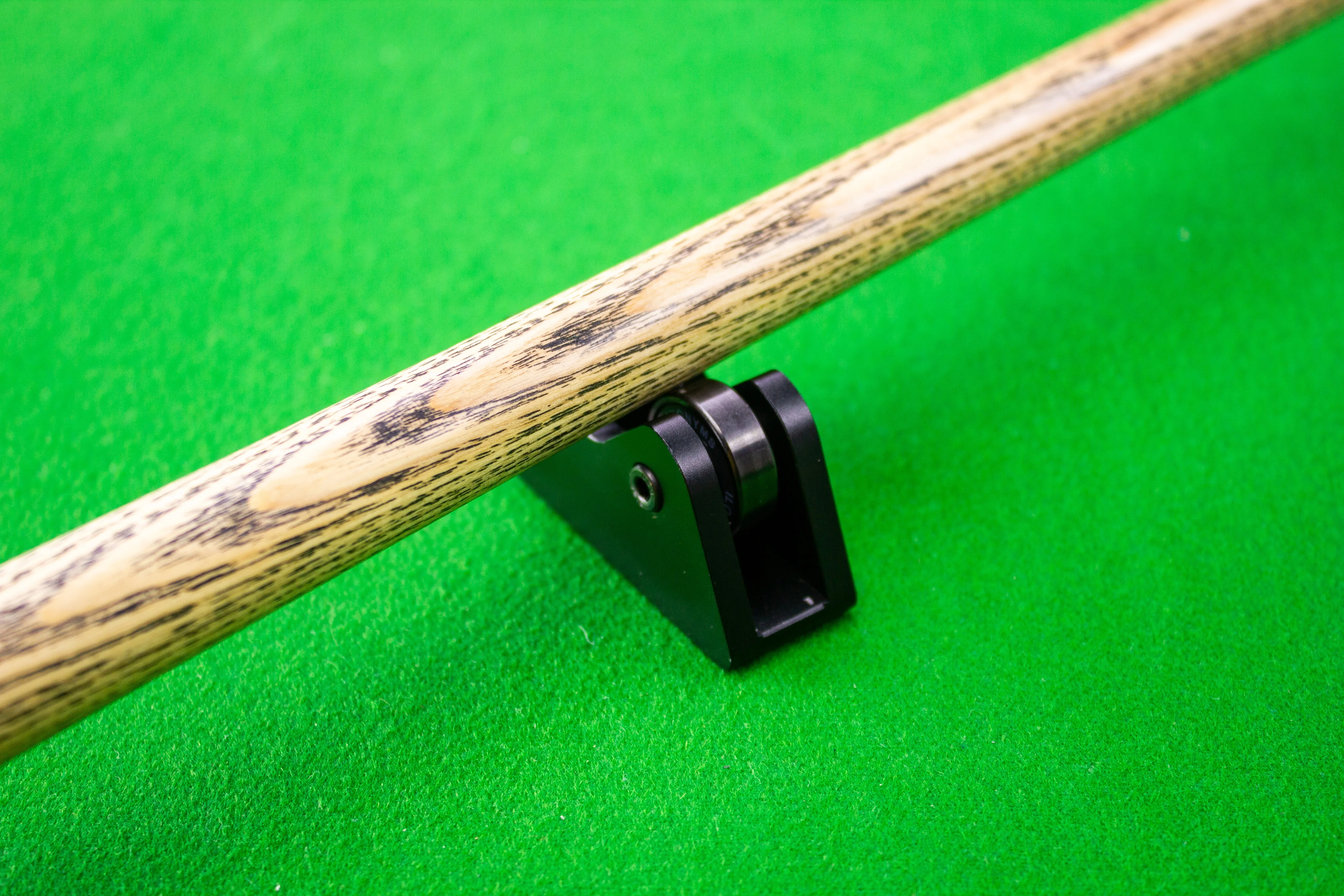 Profissional Pool Cue Straightness Tester, Non Damaging Cue, Ferramenta de Alinhamento do Eixo, Alta Velocidade, Durável, Compatível com Todas as Dicas