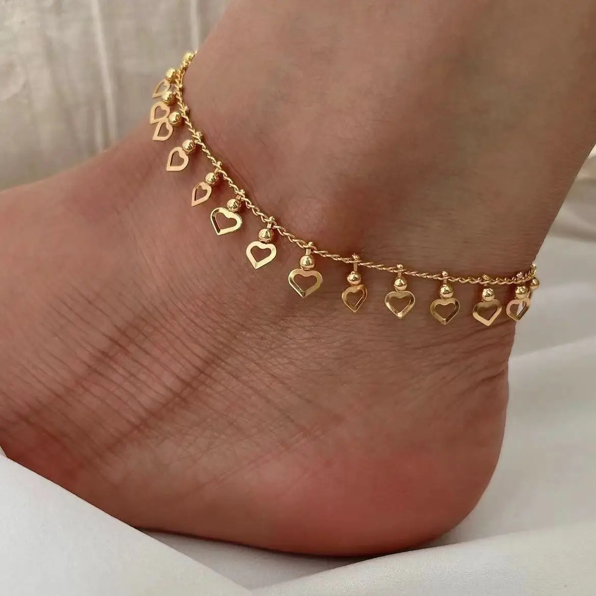 

1Pc Exquisite Love Heart Fashion Casual Simple Vintage Copper Gold Color Anklet Women Prom Party Gift Daily