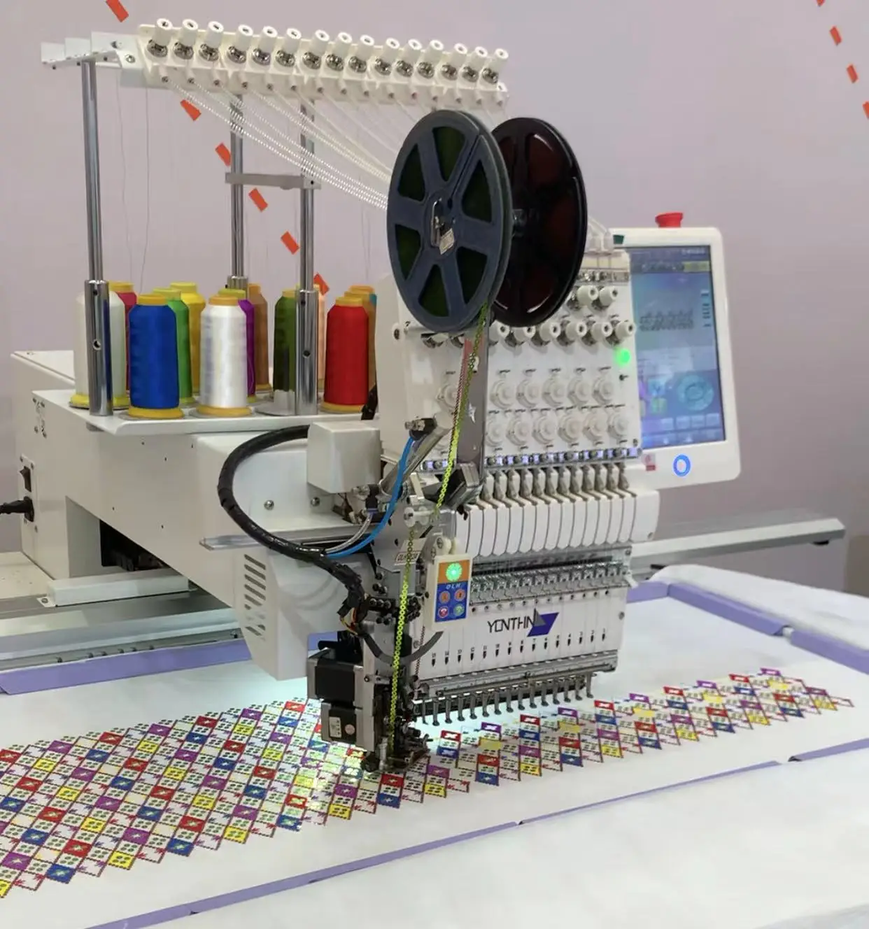 Single Head Sequin Embroidery Machine Computerized With 12/15 Needle Mt 1501 High-accuracy Multi Functional Factory Direct