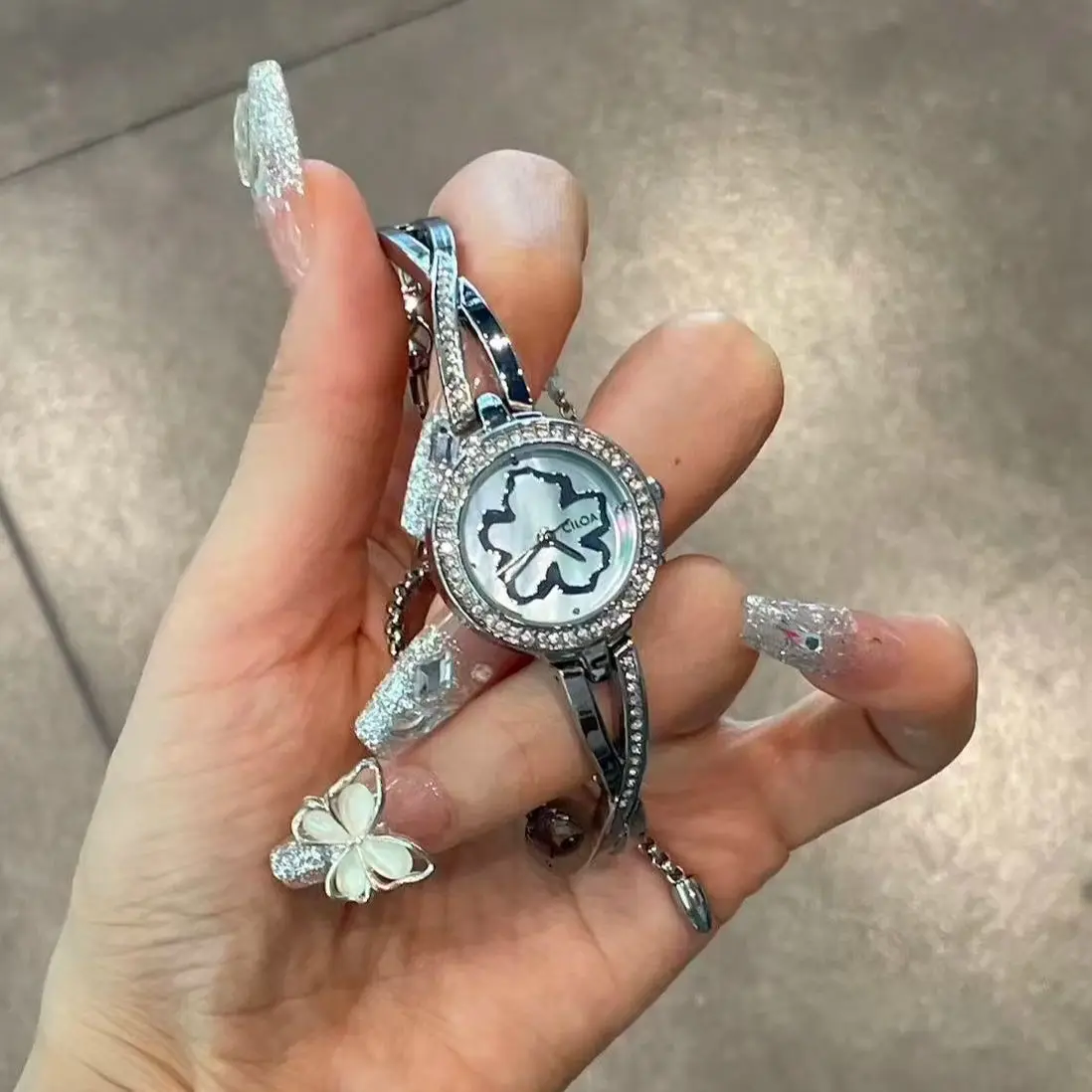 CILOA-Elegant Ladies Bangle Watch Blue Shell Four Leaf Clover Dial Full Rhinestone Bezel Silver Women Quartz Wristwatch-0658