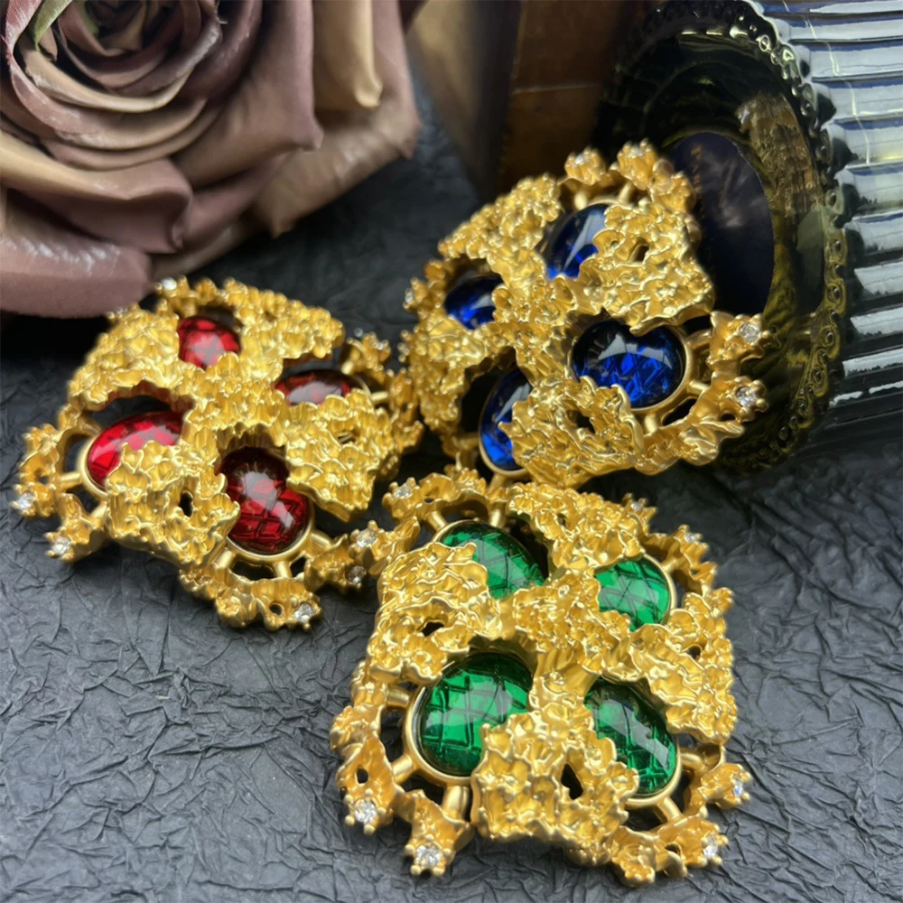 

Fashion Senior Temperament exquisite with Colorful rhinestone Corsage pins Brooch for women's girl gift Jewelry Accessory