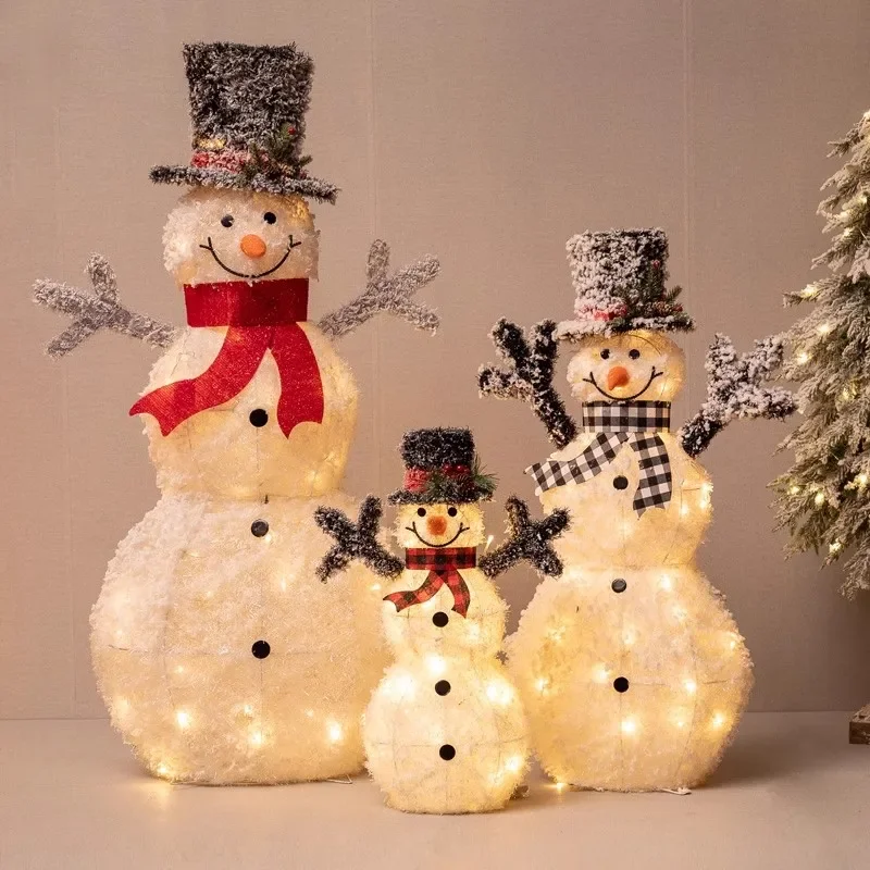 Christmas large-scale scene decoration Christmas tree package hotel shopping mall window beautiful Chen luminous snowman