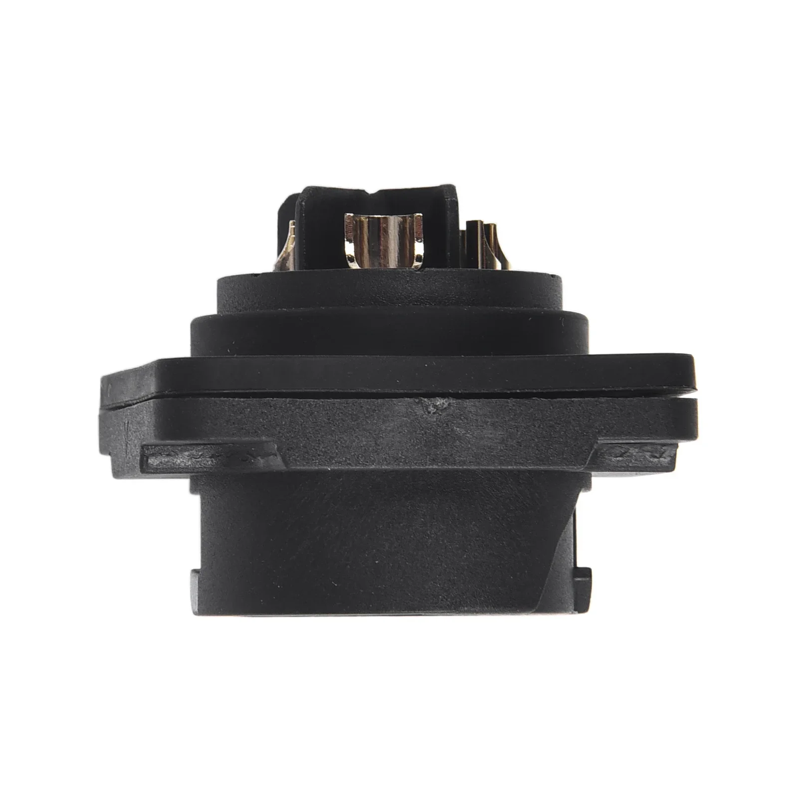 

Battery Connector Male Female 2+1+5 Pins IP67 Rated For Energy Storage Applications With 500V 50A Electrical Capacity