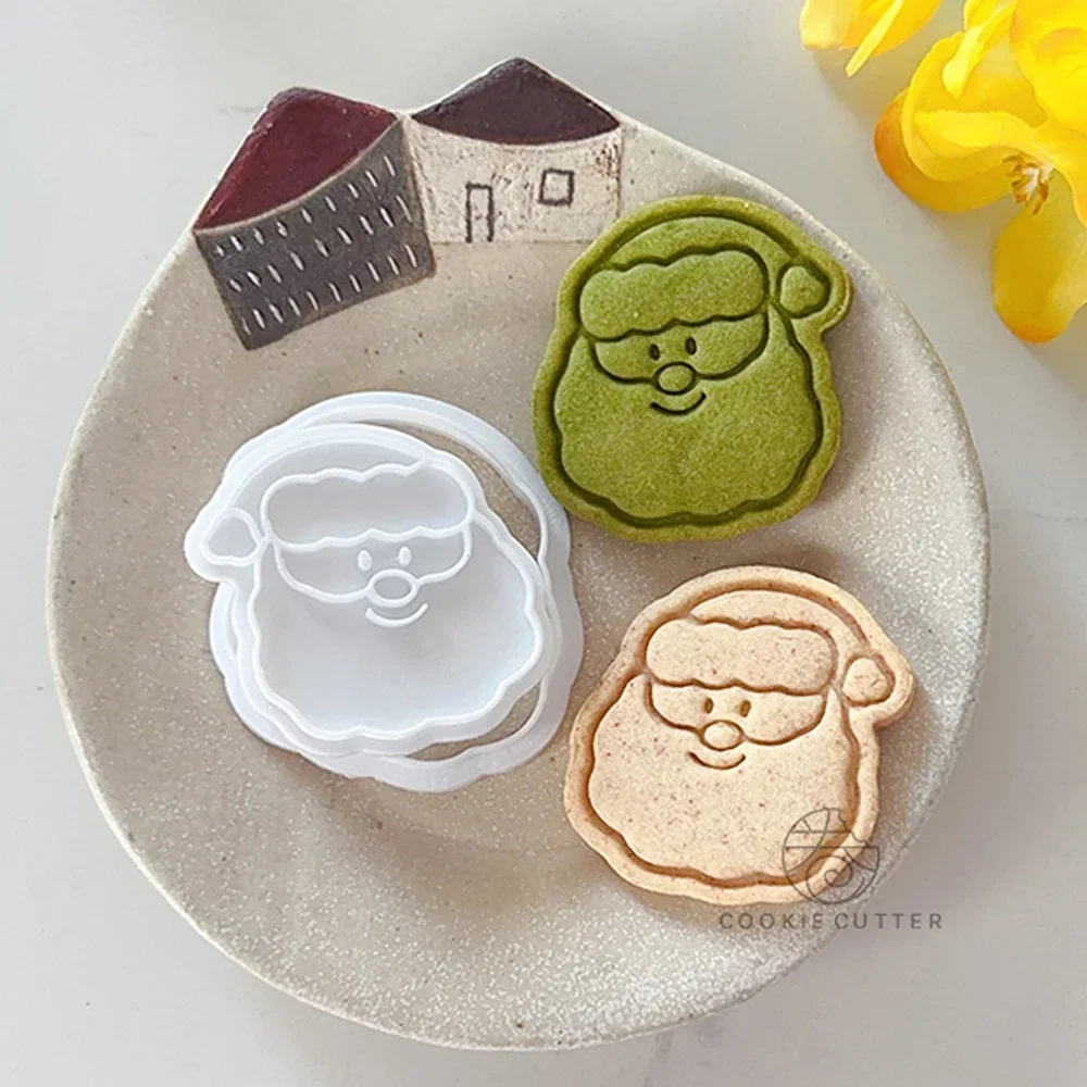 Cute Christmas Cartoon Elk Santa Biscuit Mold Merry Christmas English Blessing Words Cookie Cutter Crystal Ball Tree Baking Tool