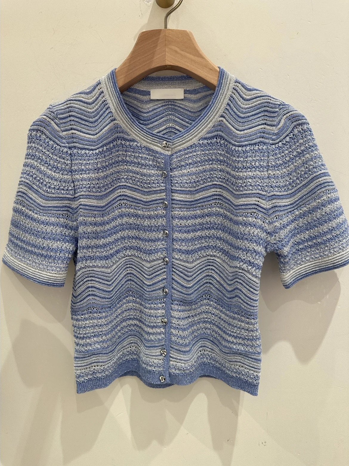 

Heidd Gradient Color Wave Stripe Bright Silk round Neck Short Sleeve Knitted Sweater Women's Fashion Spring Summer 2026 Casua...