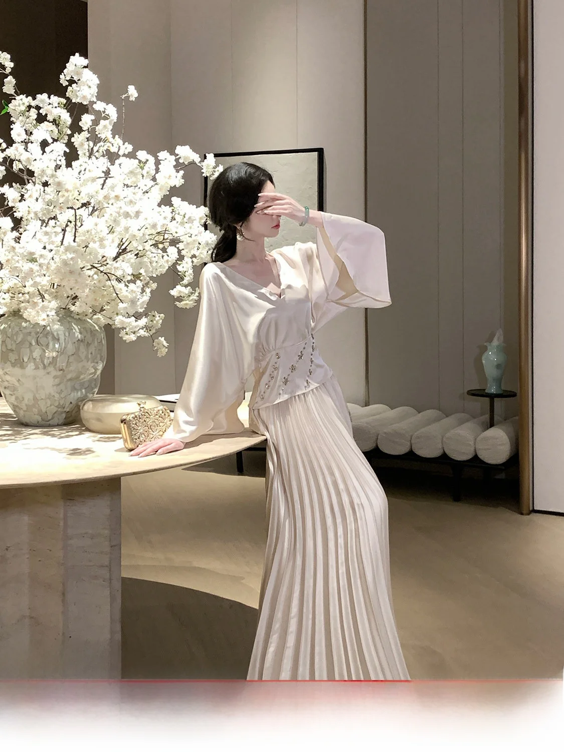 Syqiao Autumn New Style Pearl Accented Accordion Pleated High Waist Skirt Elegant Versatile Women's Fashion Polyester Fiber