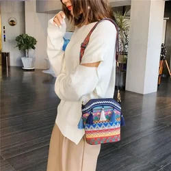 Vintage National Women's Bag Tassel Ethnic Handwoven Crossbody Bag Hippie Sling Shoulder Bags For Ladies Small Handbag 4 Colors