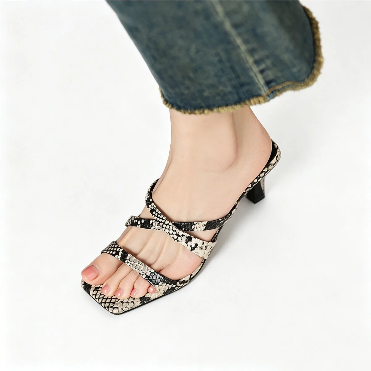 Style First Layer Snake Pattern Cowhide Cross with Slippers Square Head One Pedal Stiletto sexy One-Word Drag Super Large Size