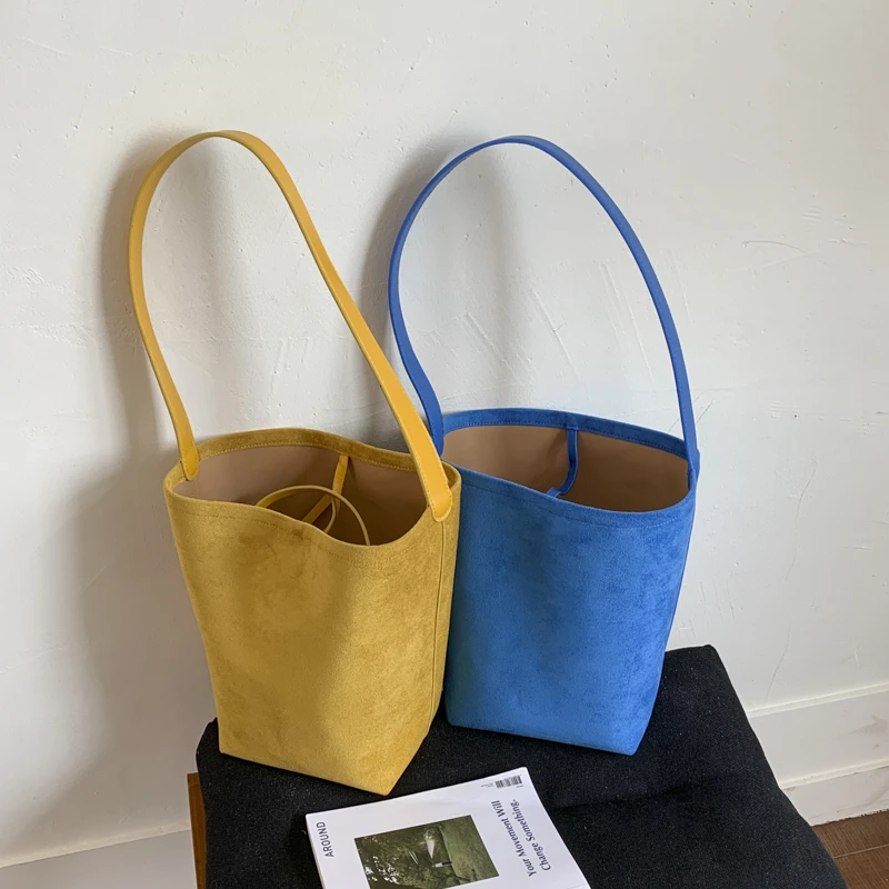 

Unique Designer Paris Handbag For Women, High-End Tote Bag With Large Capacity, Vintage Commuter Elegant Look