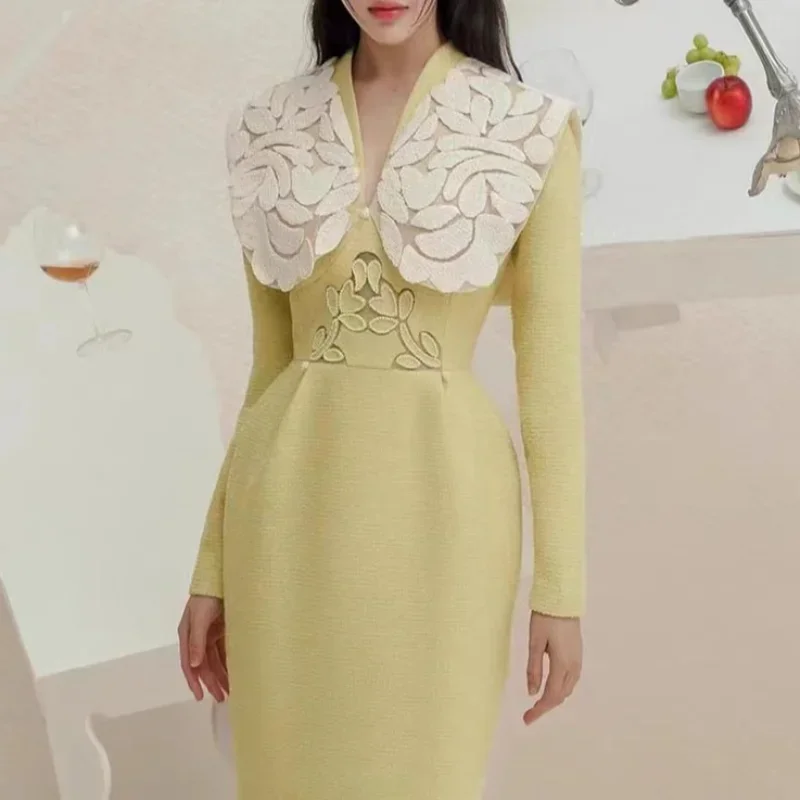 

Women V-neck Embroidery New Tweed Dress Temperament Hollow Out Vintage Long Sleeve Elegant Chic Small Fragrant Yellow Hip Dress