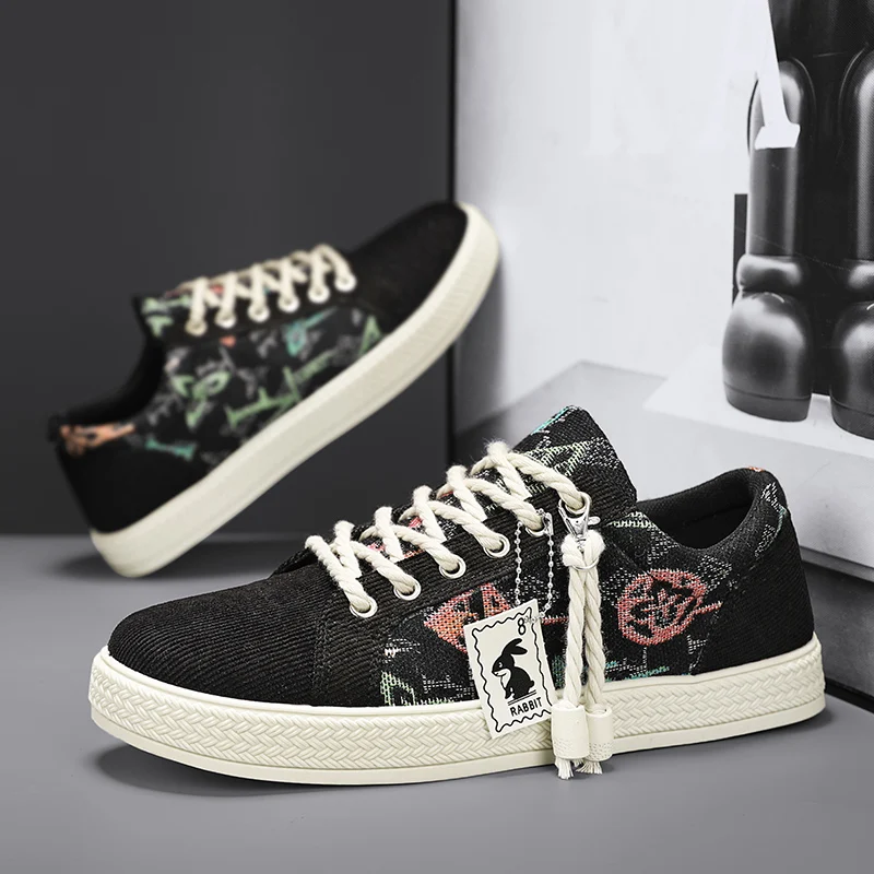 

Men's casual fabric shoes spring summer new breathable lightweight outdoor walking shoes fashion youth comfort flat board shoes