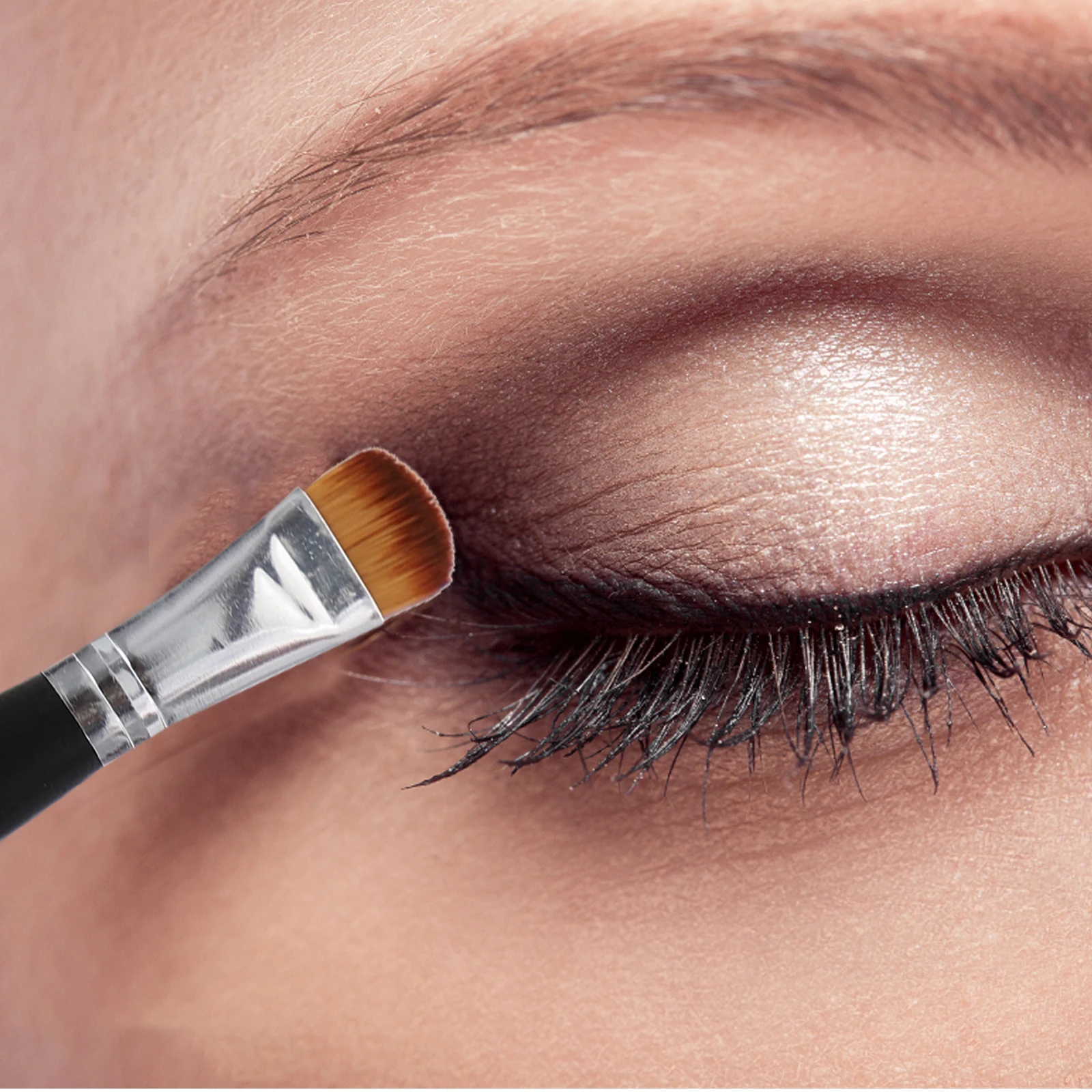 فرشاة ظل العيون عالية الجودة، فرشاة مكياج اصطناعية للبودرة، أنبوب فضي، أدوات مزج طبيعية للوجه والعيون