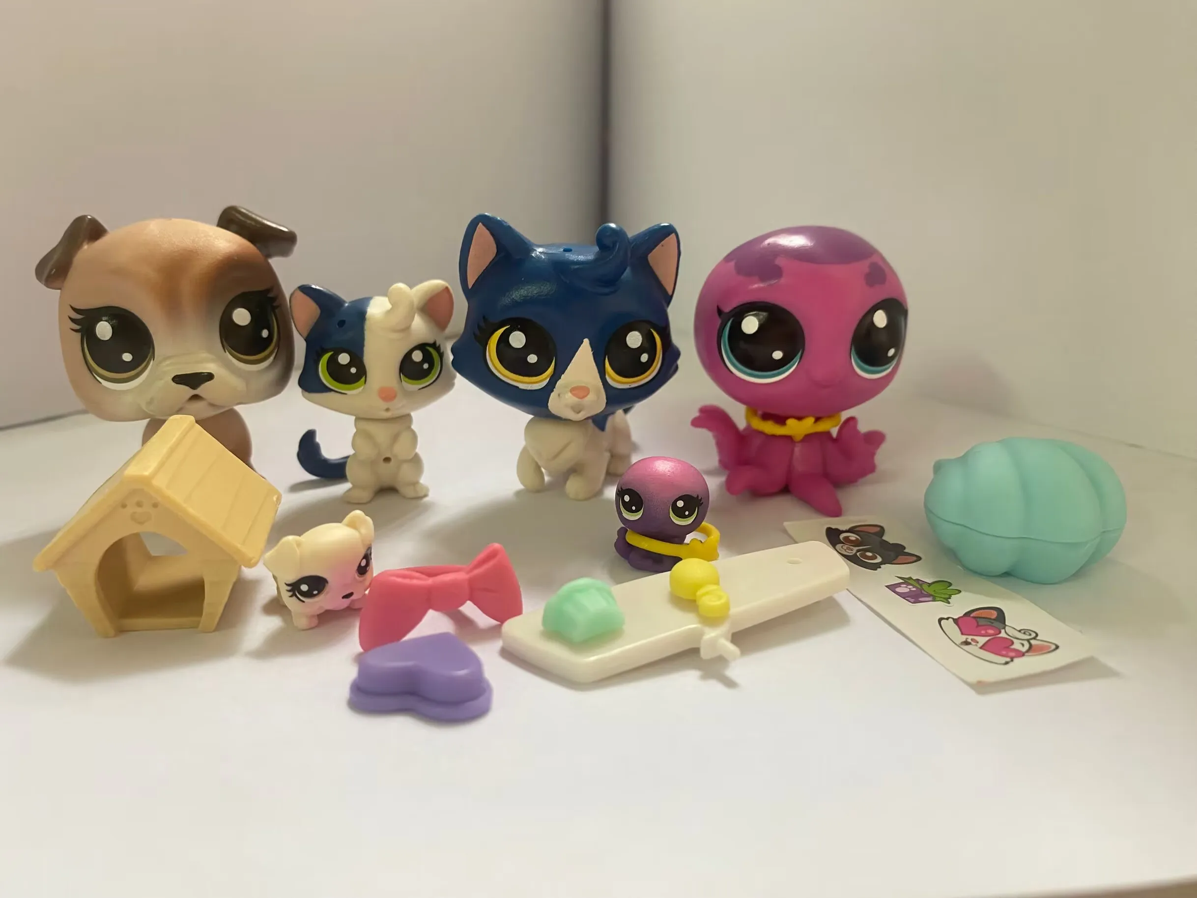 LOT OF 3PCS 2 INCH LITTLEST PET SHOP PETS  Catley Cat Kitten&Bullena Doghouser&VERA OCTOPPY toy gift