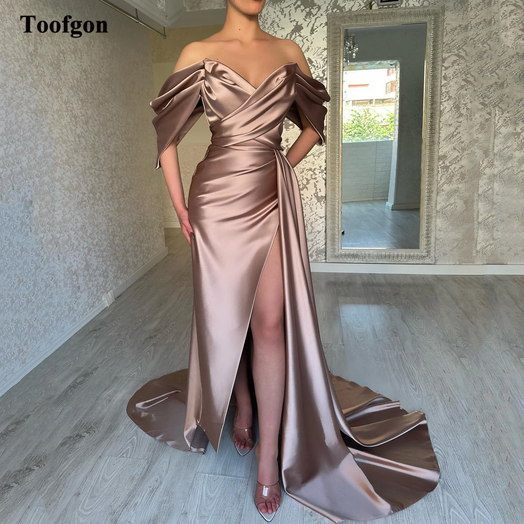 

Toofgon Mermaid Satin Evening Dresses Off The Shoulder Pleat Leg Split Women Formal Prom Gowns Sweep Train Pageant Party Dress