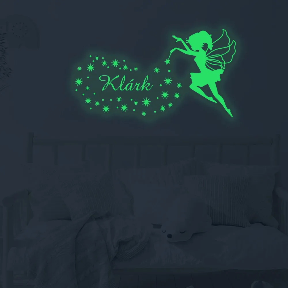 1 قطعة الجنية الإبداعية التي يلقي تهجئة اسم مخصص مضيئة ملصق ملصقات الحائط الموضة الحديثة الجدار ملصق مائي الإبداعية