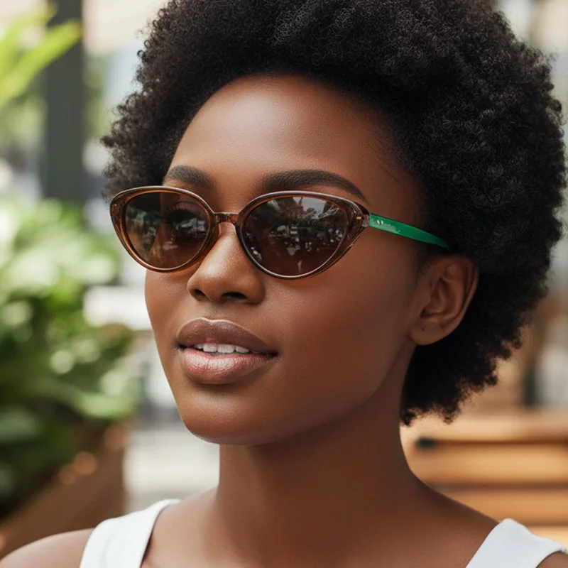 Burgunderrote Sonnenbrille für Damen, Cat-Eye-Rahmen, trendige Sonnenbrille, Luxusmarken-Design, Unisex-Brille