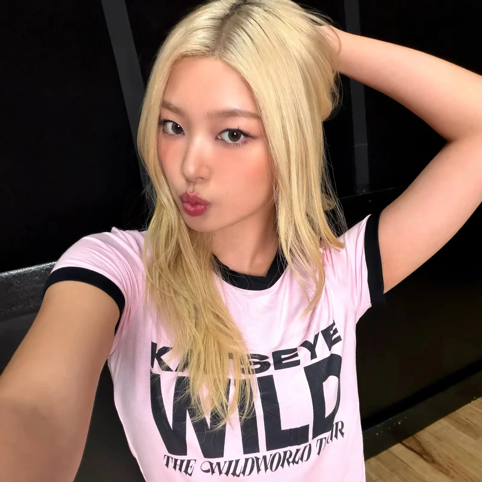 Katseye The Wildworld Tour 2026 Pink Ringer T Shirt Kpop Concert Y2k High-Quality Breathable Quick-dry Casual Men Women Jersey