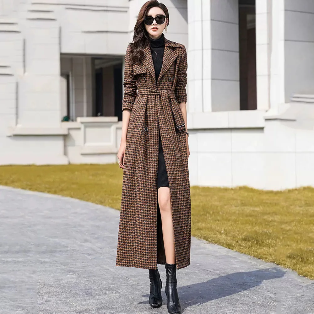 

New Women Long Woolen Coat Spring Autumn Fashion England Style Suit Collar Belt Slim Coffee Plaid Wool Blends Overcoat Female